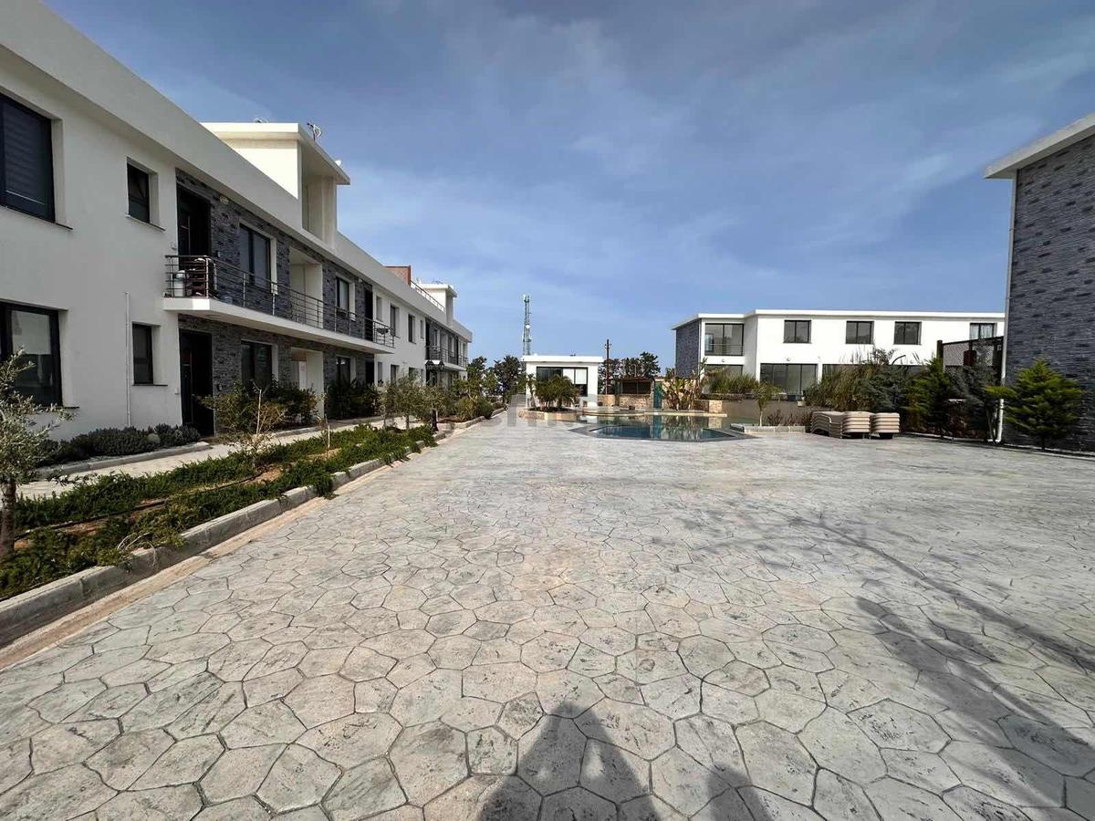 Kktc Lj Parkta Satılık Teraslı Stüdyo Daire