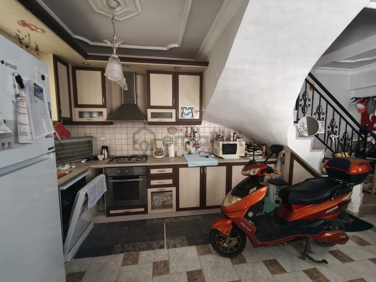 Sahil Siteleri 4+1 Denize Yakın Havuzlu Sitede Villa - 29