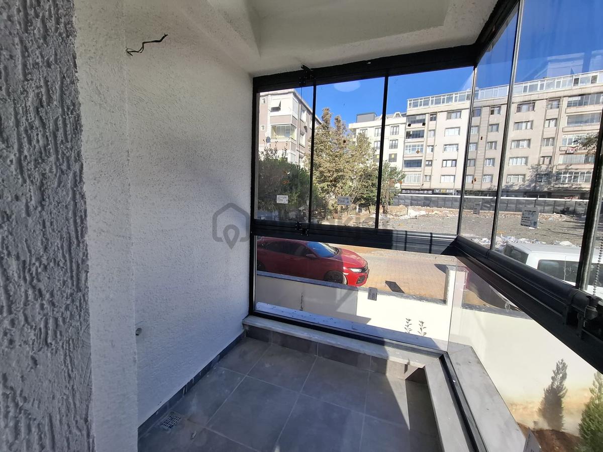 Bahçelievler'de Metroya Yakın, Sıfır 2+1 Kiralık Daire - 11