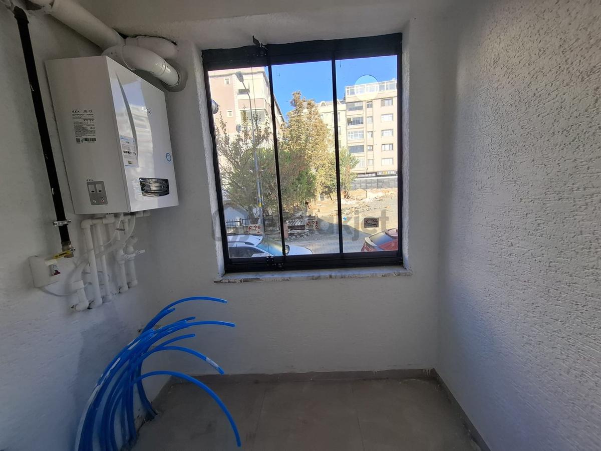 Bahçelievler'de Metroya Yakın, Sıfır 2+1 Kiralık Daire - 21