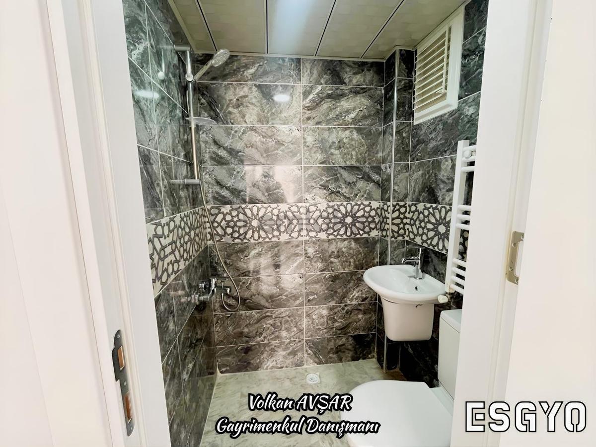 Esgyo'dan Esenli Cd Yakını Ebeveyn Banyolu Garajlı 2+1 Daire - 19