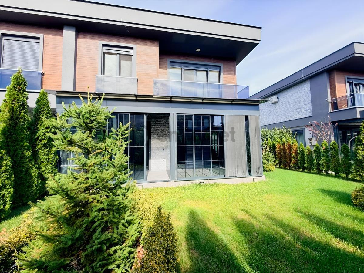 Kw Metsa \ Parknova Sitesinde 4+1 Satılık İkiz Villa - 35