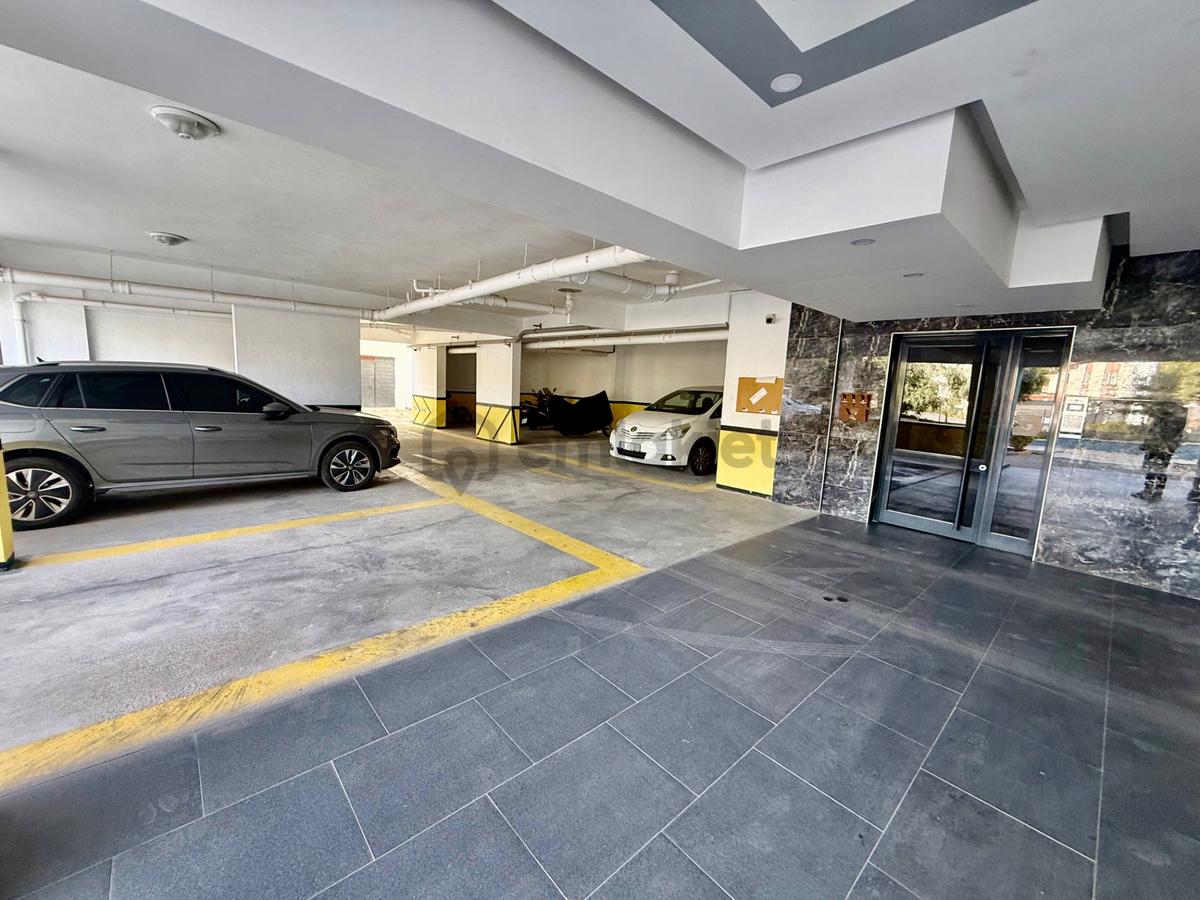 Havuzlu Site İçinde Yerden Isıtmalı 1+1 Kapalı Otoparklı - 6