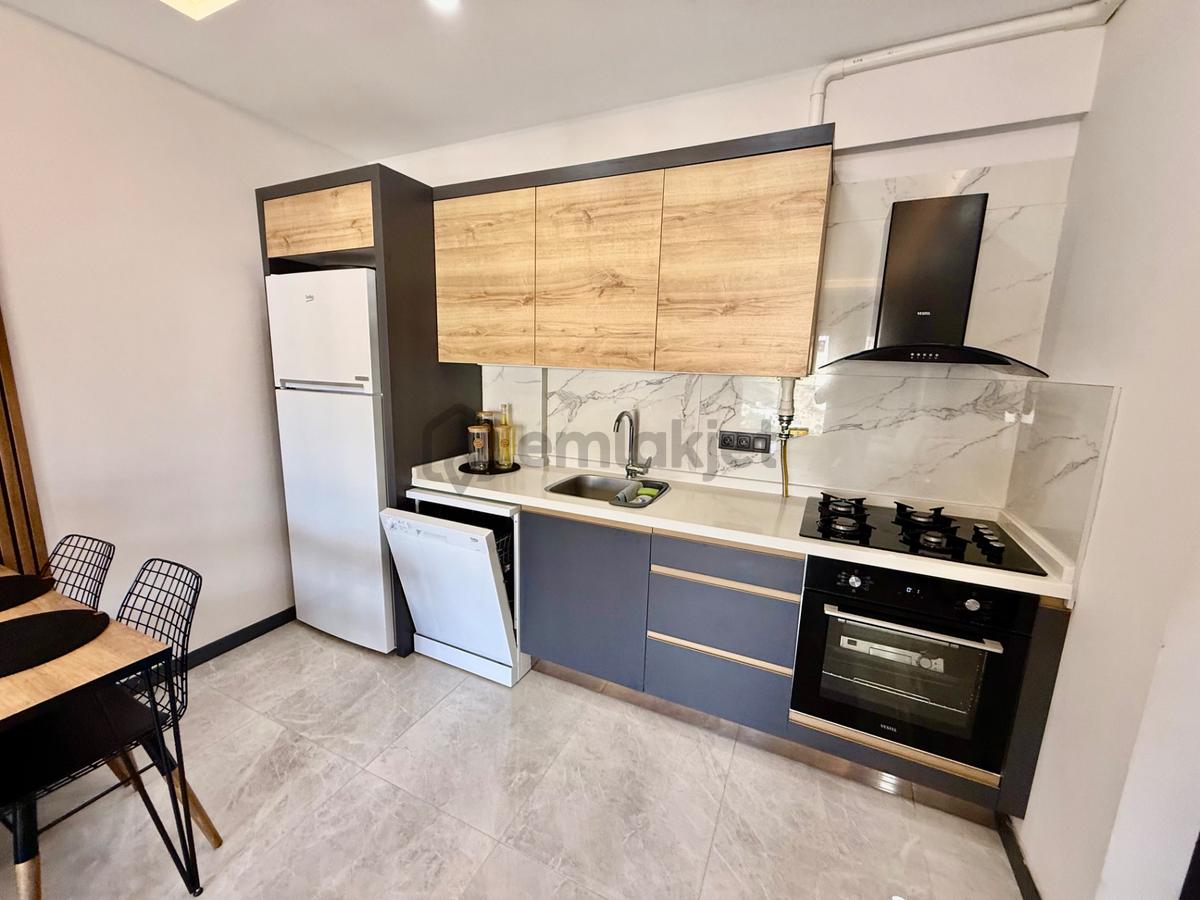Havuzlu Site İçinde Yerden Isıtmalı 1+1 Kapalı Otoparklı - 19