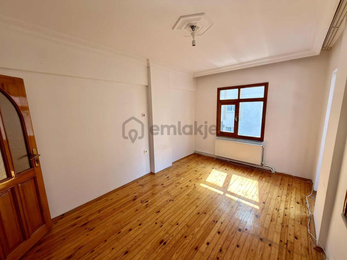 Merkezı Yerde Kıralık Genış 3 + 1 - 20