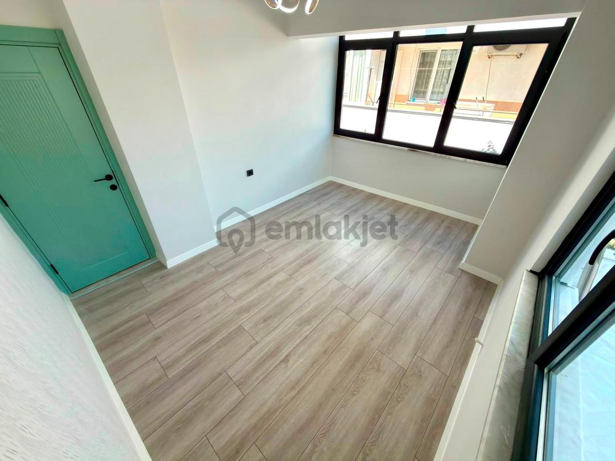 Referans'tan Akçay Merkez'de Ara Kat Ön Cephe Modern 2+1 Daire - 9