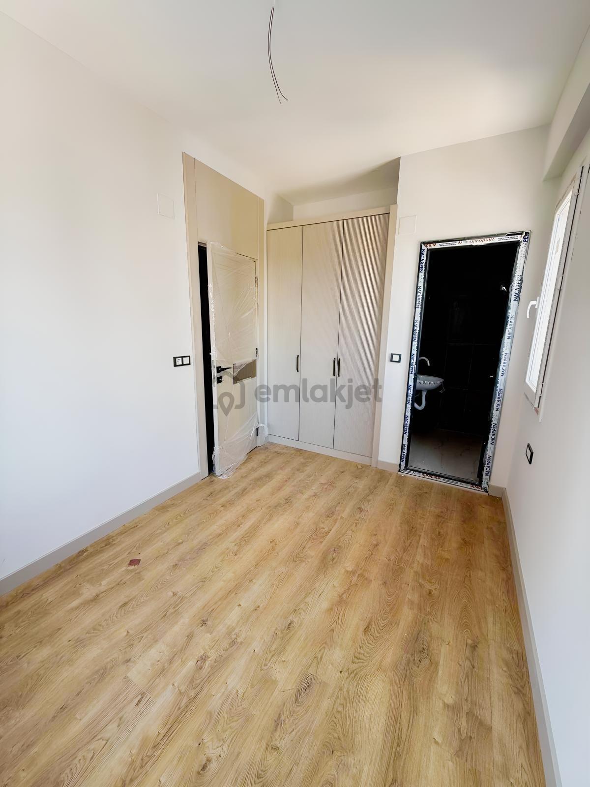 Loft Premiumda 2+1 Açık Mutfak Kombili Site İçersinde Daire - 4