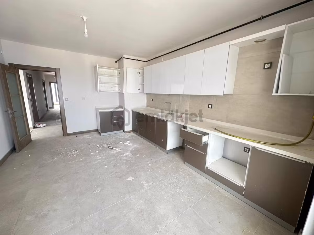 Göl Toki'de Manzaralı En Cazip Daire - 7