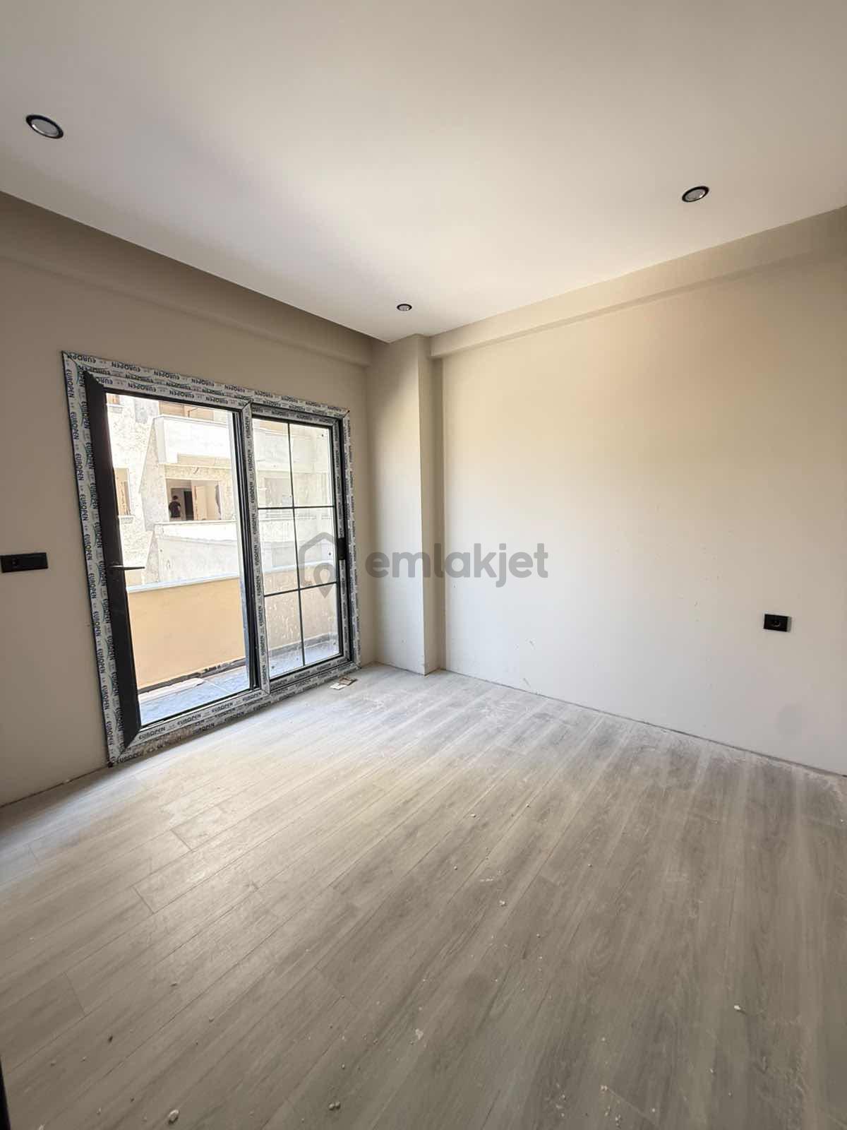 Lüks İşçilikli Bulvar Üzeri 2+1 Daire - 5