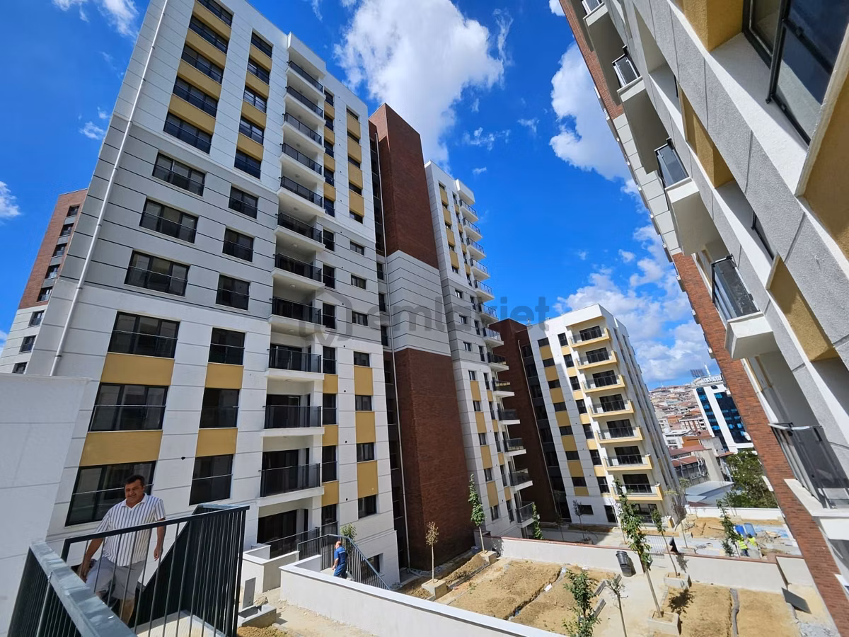 Yeni Mahalle Toki 9a Kiralık Geniş 3+1 - 5