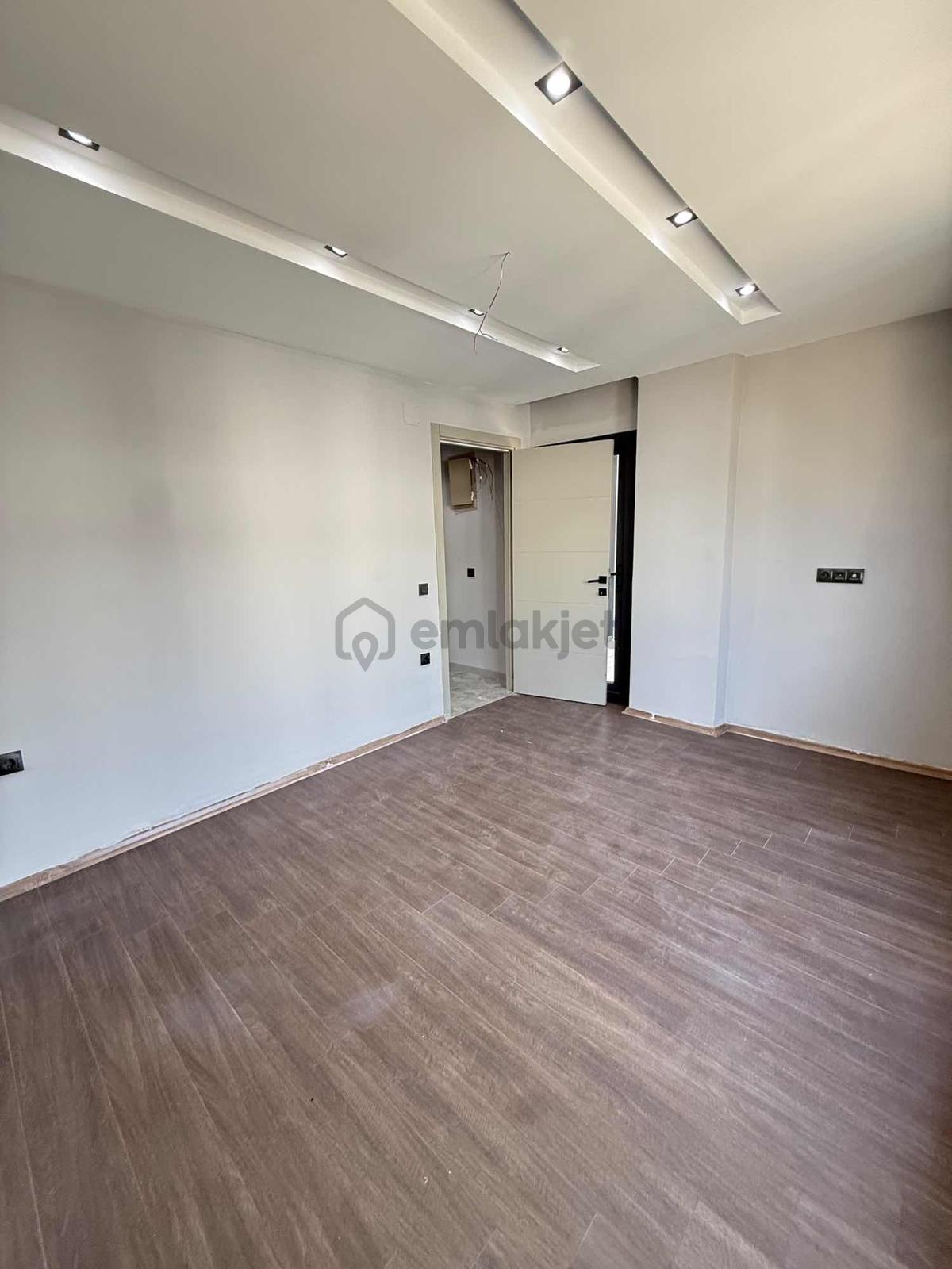 Hekimköy'de Güvenlikli Sitede 5+1 Villa - 15