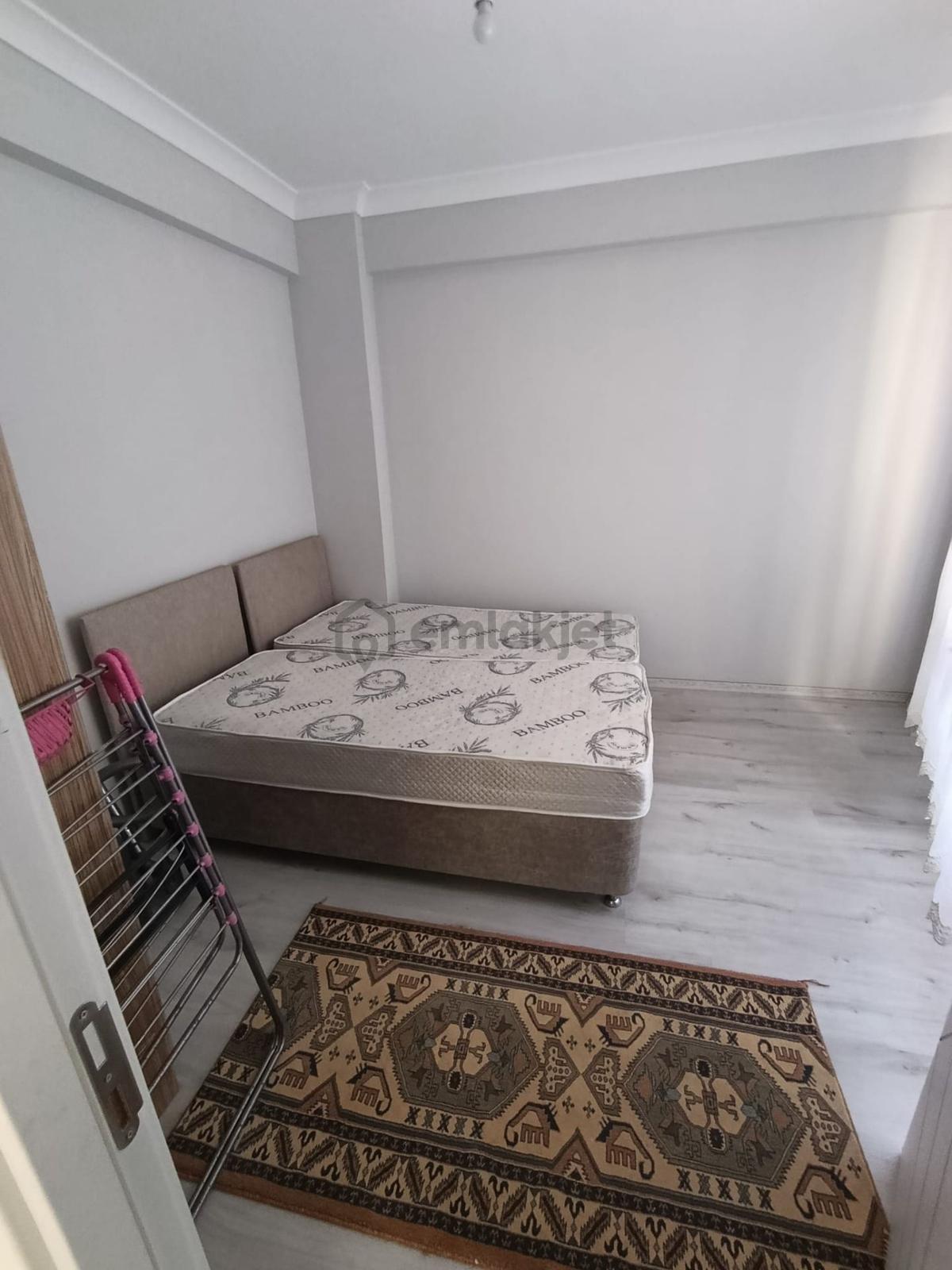 Sütlüce'de Eşyalı, Merkezi 1+1 Kiralık Daire - 7