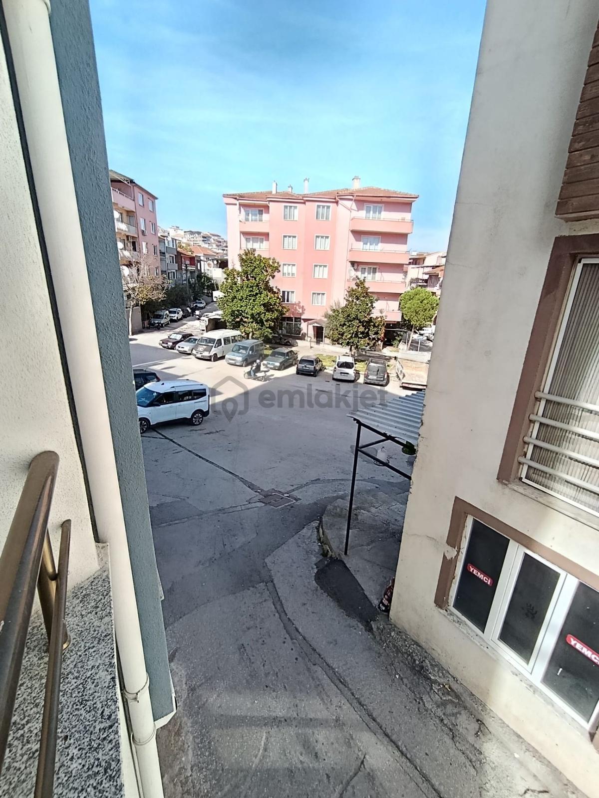 Sütlüce'de Eşyalı, Merkezi 1+1 Kiralık Daire - 10