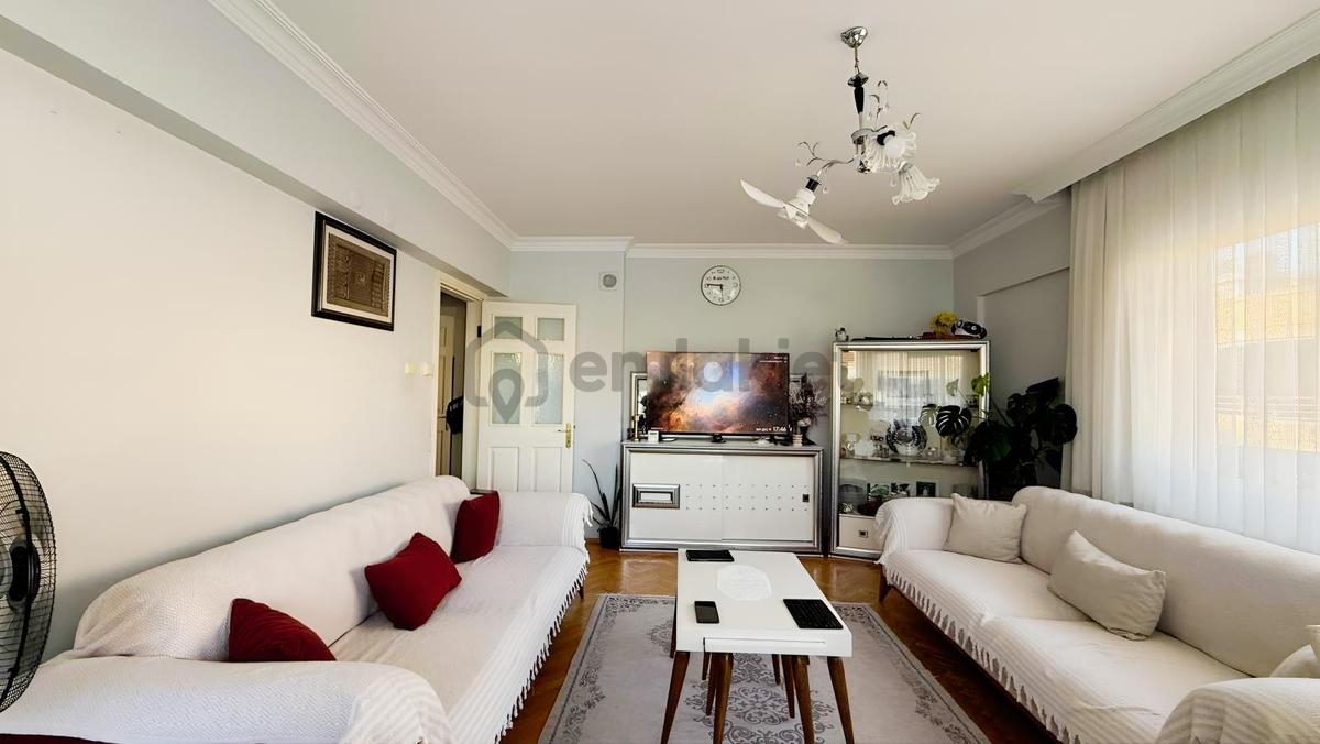 Atakent Merkezi Konum 3+1 120 M2 E.banyo+kilerli Satılık Daire - 14