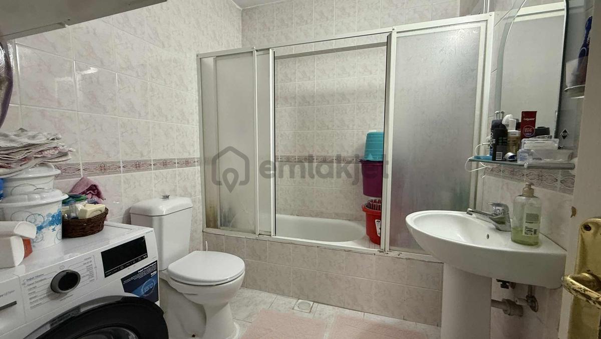 Atakent Merkezi Konum 3+1 120 M2 E.banyo+kilerli Satılık Daire - 33