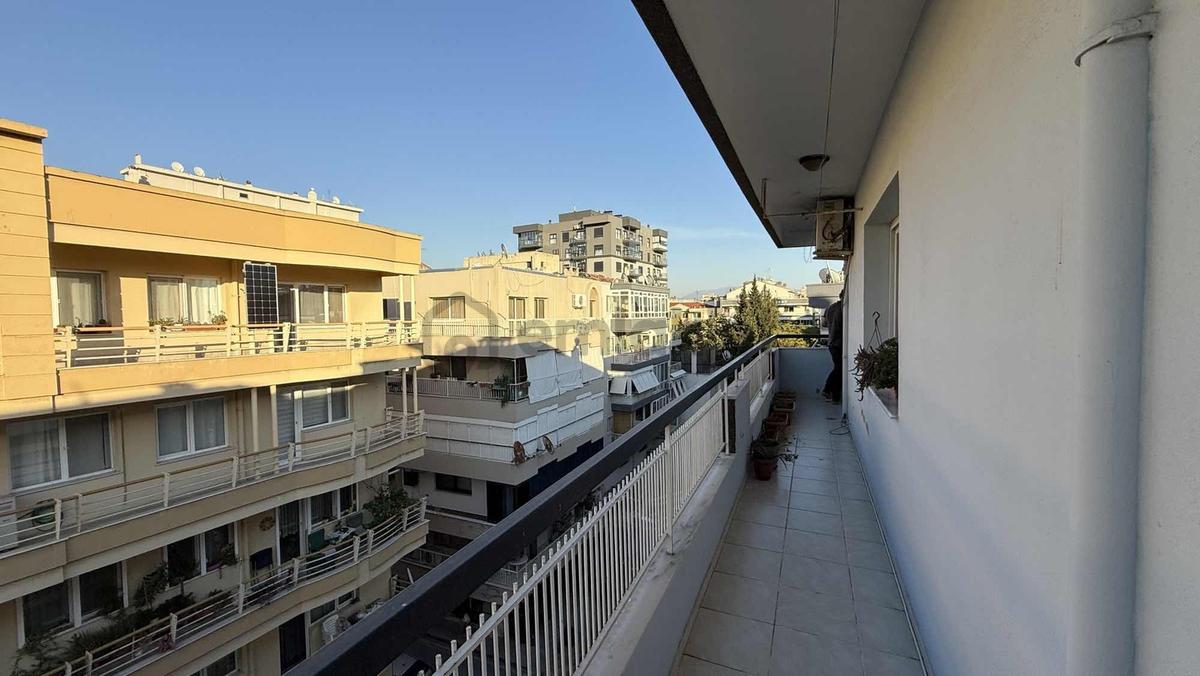 Atakent Merkezi Konum 3+1 120 M2 E.banyo+kilerli Satılık Daire - 19
