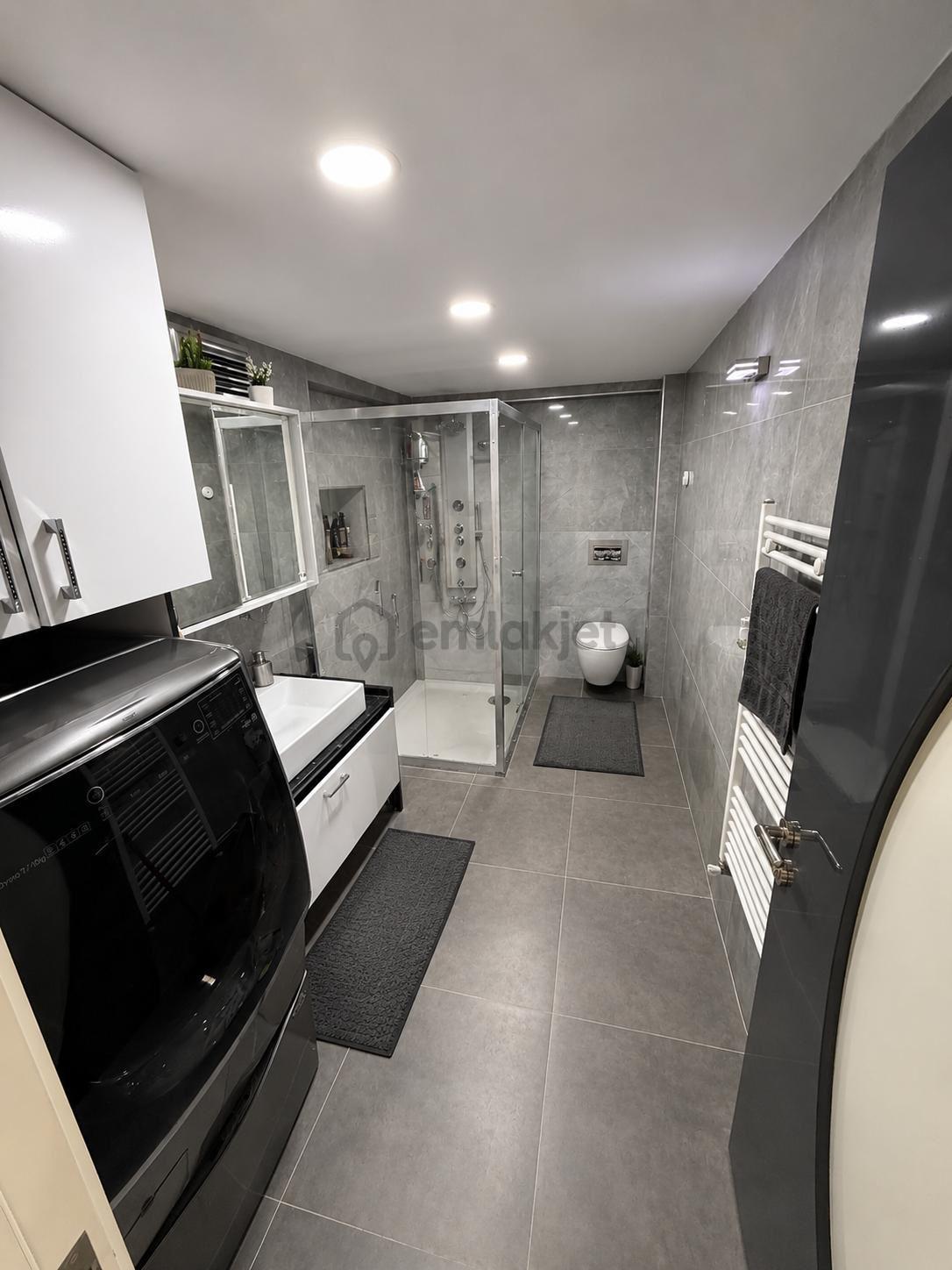 Çamlık'ta Mükemmel Konumda 4.kat Satılık 3+1 205m2 Daire - 9