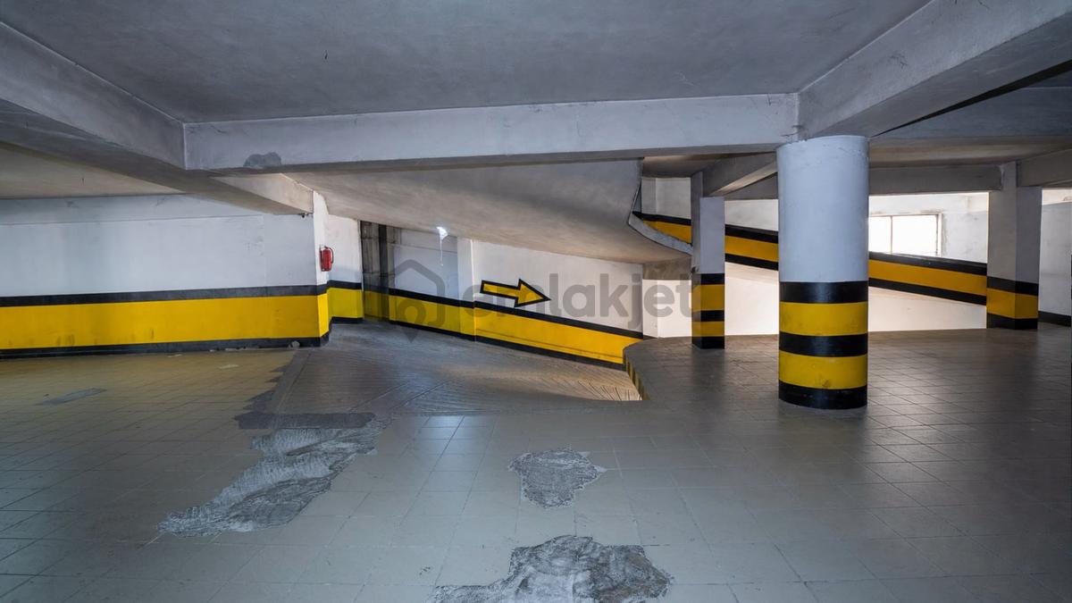 Trabzon Ortahisar Gazipaşa Cad.satılık Kiracili Otopark - 19