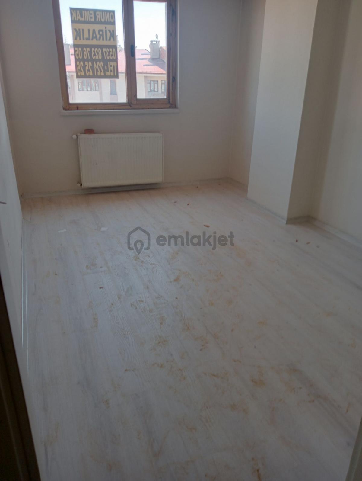 Onur Emlak'tan İstasyon Caddesi'nde Kiralık Daire - 8