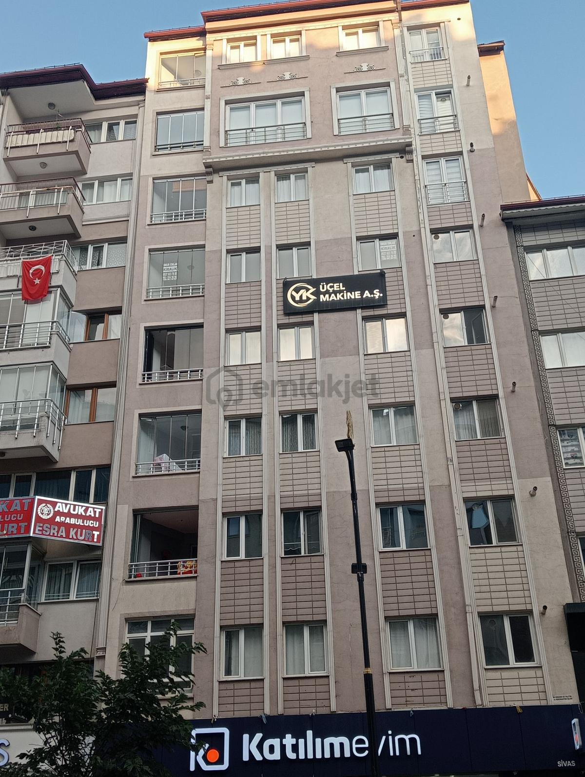Onur Emlak'tan İstasyon Caddesi'nde Kiralık Daire - 5