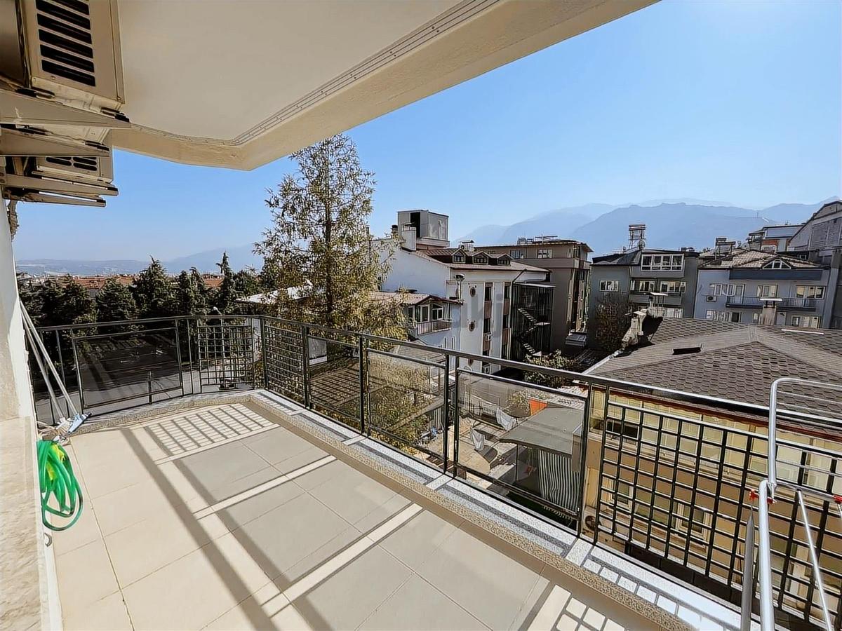 Çamlık'ta Yağmur Sitesinde 3+1 Satılık 4.kat 180m2 Satılık Daire - 2