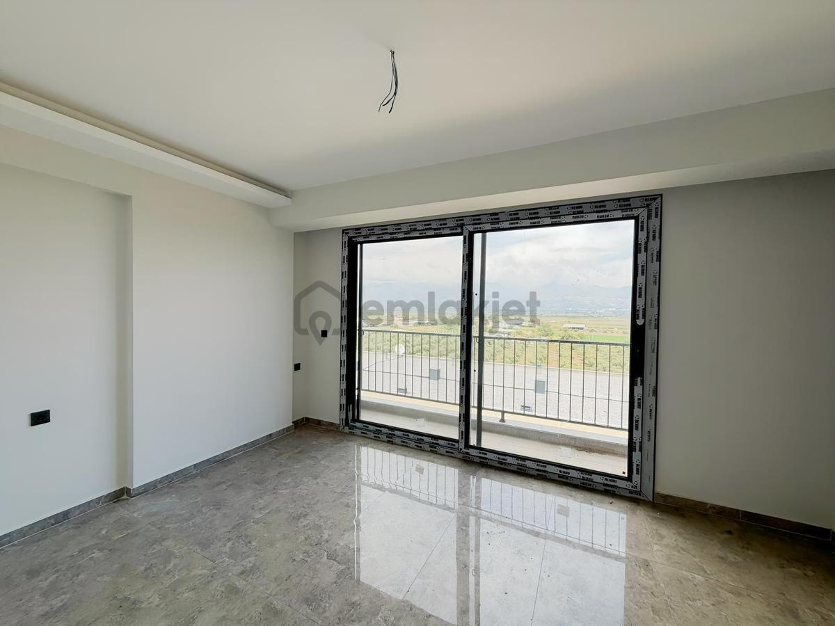 Mesutlu'da Havuzlu Site İçerisinde Sıfır Bahçeli 2+1 Villa - 14