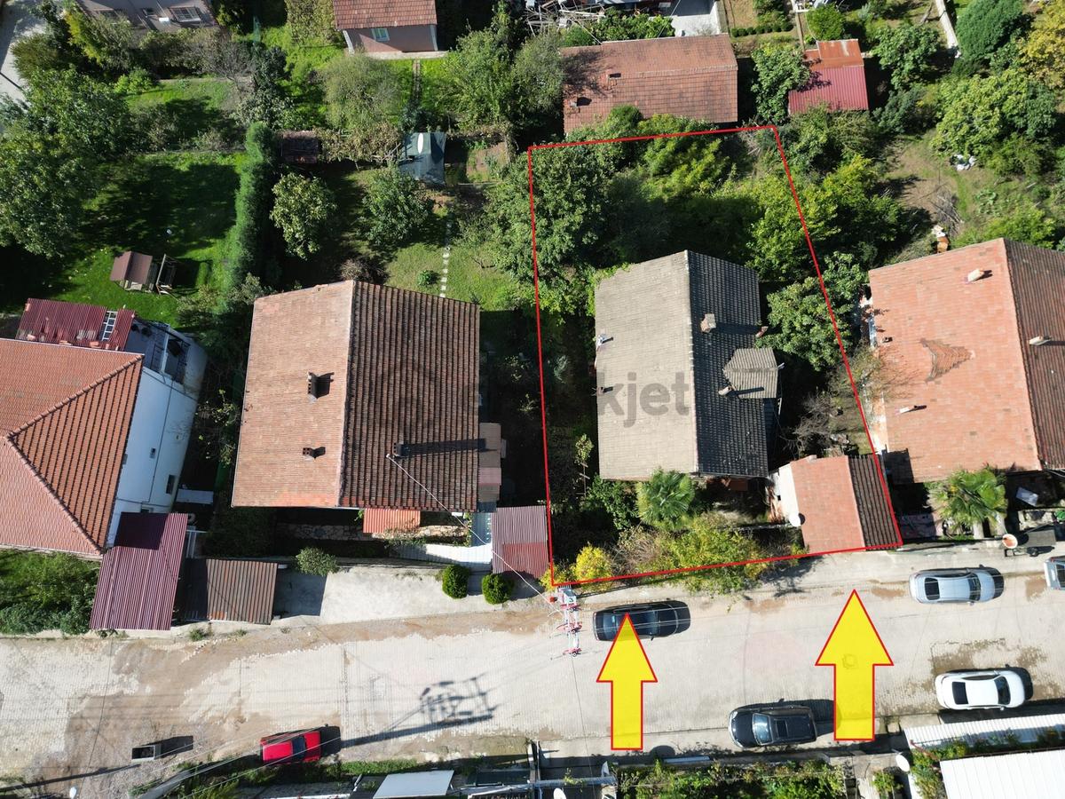 Satılık Göl Manzaralı E.müstakil Ev Ve 577 M2 İmarlı Arsa - 15
