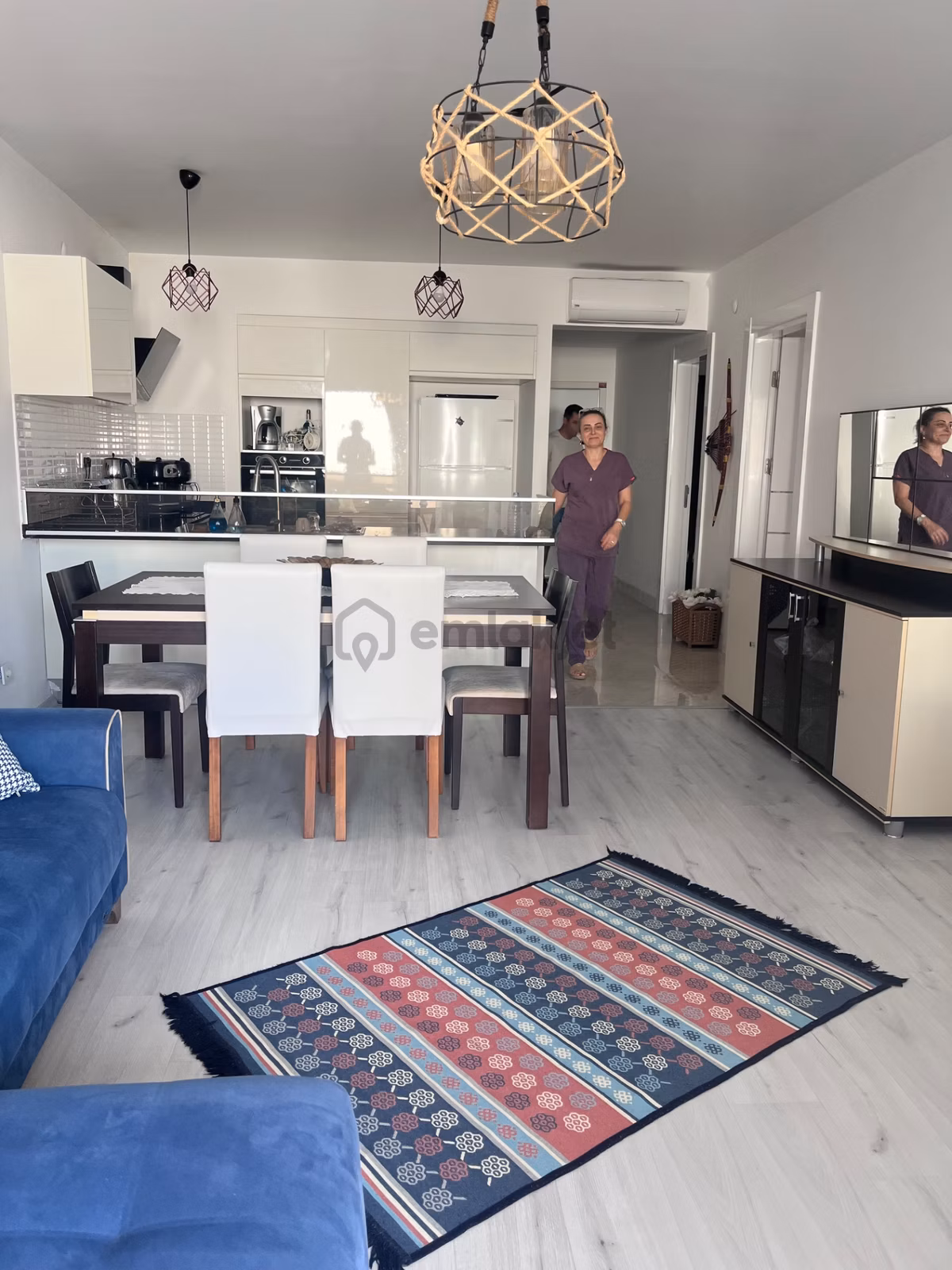 Kuşadası Değirmendere Mahallesi 2+1 Eşyalı Satılık Daire - 4