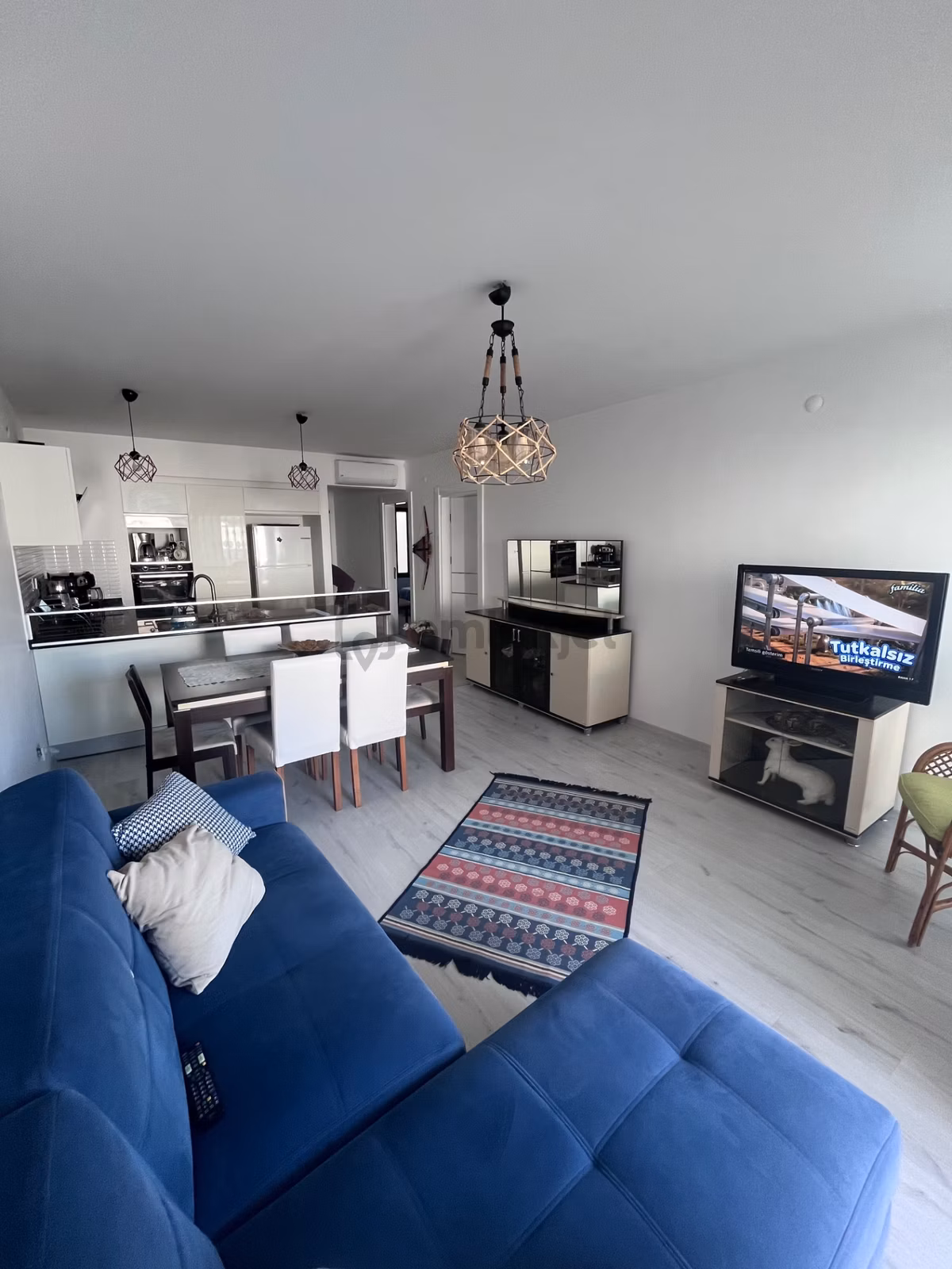 Kuşadası Değirmendere Mahallesi 2+1 Eşyalı Satılık Daire - 16