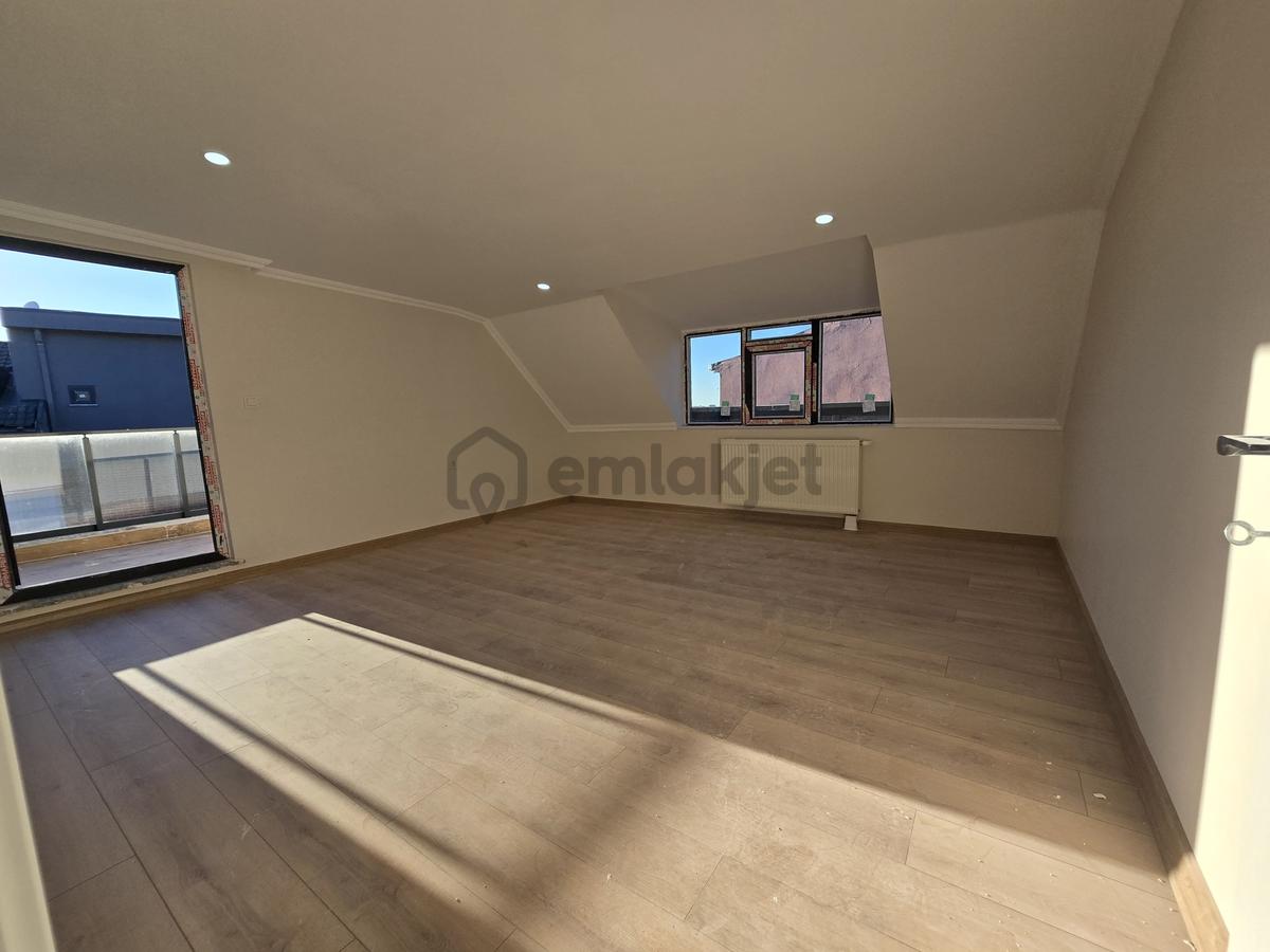 My Garden Sitesinde Araç Takaslı Satılık 4+1 Dubleks Daire - 24