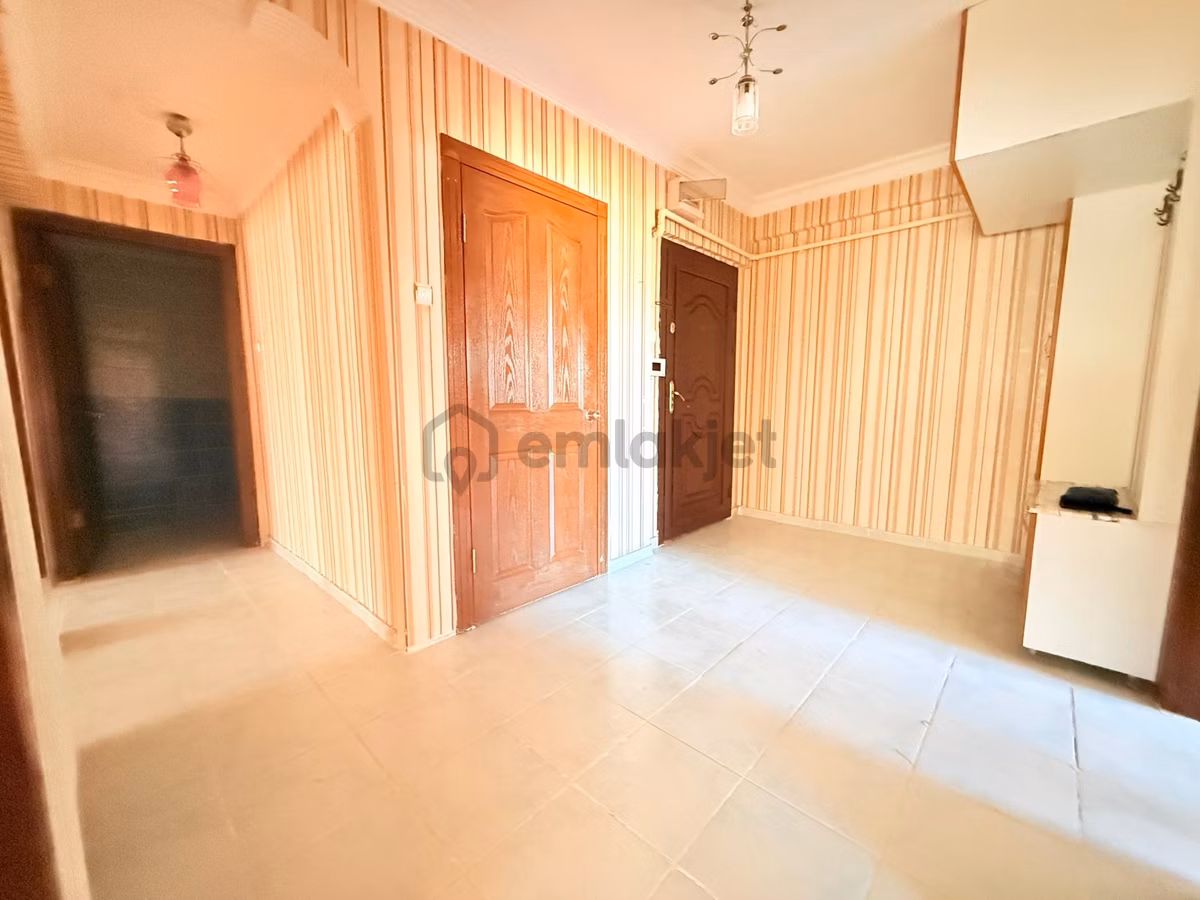 Saat Kulesi Yakını Manzaralı Kiralık 3+1 - 19