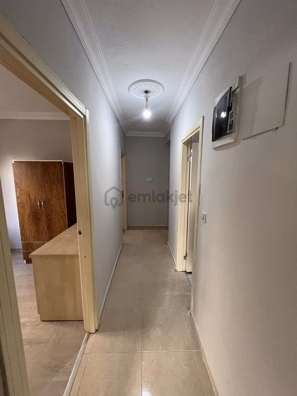 Ahatlı Mahallesi Ulusoy Caddesi Yakını Eşyalı 2+1 Giriş Kiralık - 8