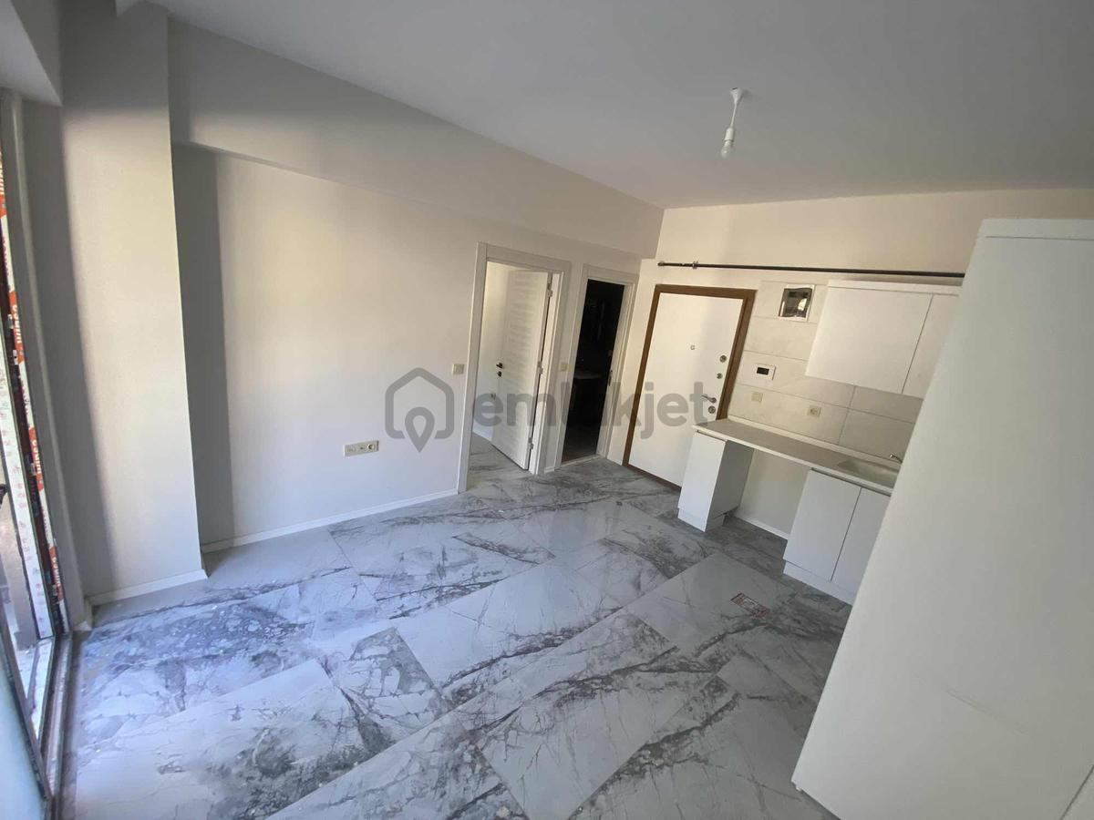 Markadan Devlet Hastanesine Yakın Lüx Satılık 0 1+1 Daire - 8