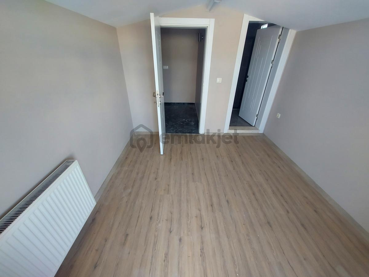Seferihisar İpek Villaları Sitesinde Kiralık 4+2 Villa !!! - 33