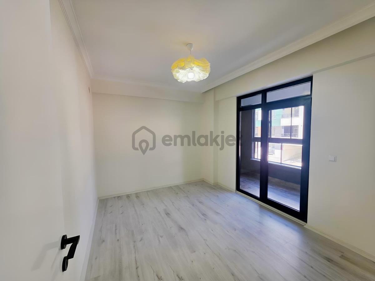 Keçeciler Caddesinde 3+1 Sıfır Dükkan Üzeri Satılık Daire - 21