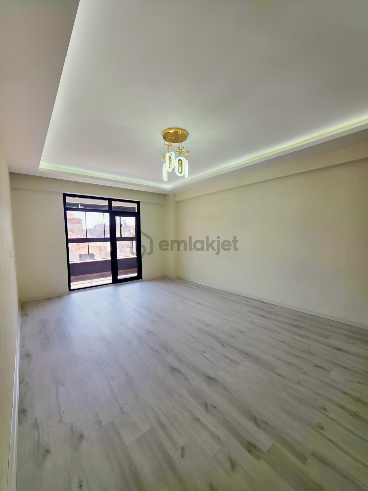 Keçeciler Caddesinde 3+1 Sıfır Dükkan Üzeri Satılık Daire - 22