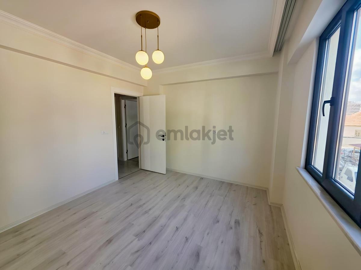 Keçeciler Caddesinde 3+1 Sıfır Dükkan Üzeri Satılık Daire - 16