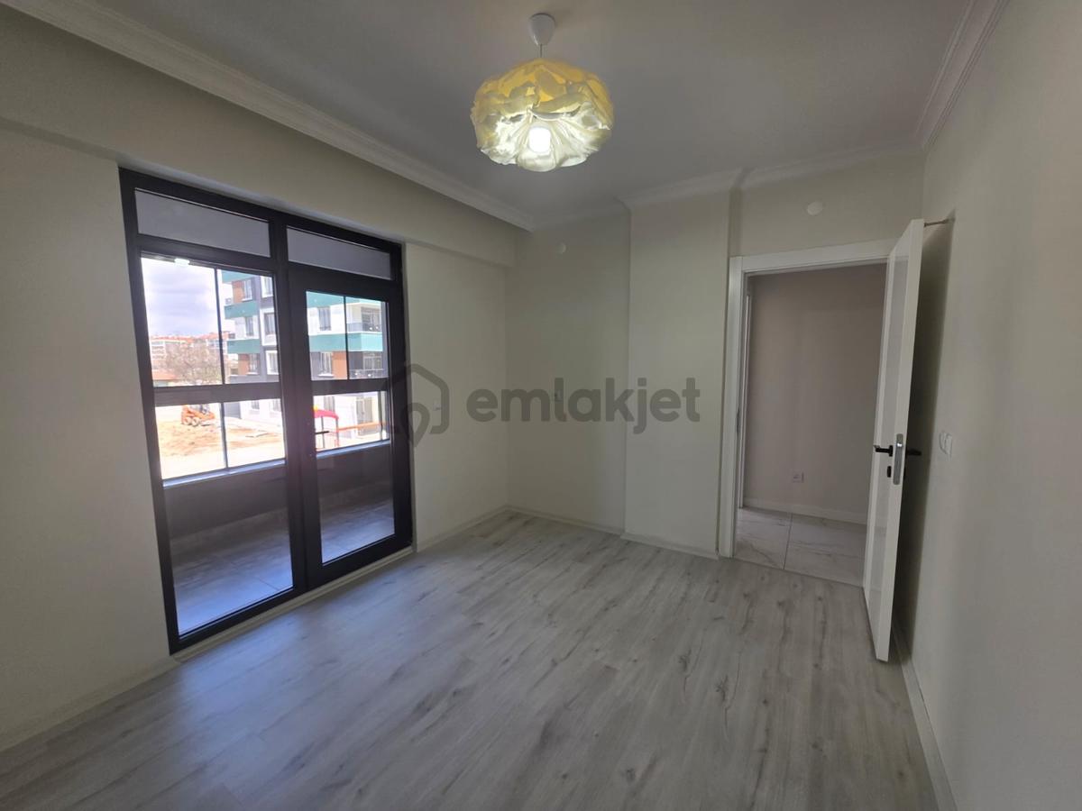 Keçeciler Caddesinde 3+1 Sıfır Dükkan Üzeri Satılık Daire - 26