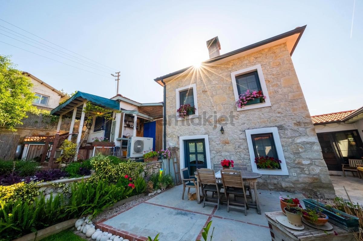 Eğlenhocada Deniz Manzaralı, Müstakil Konsept Taş Yaşam Evi - 3