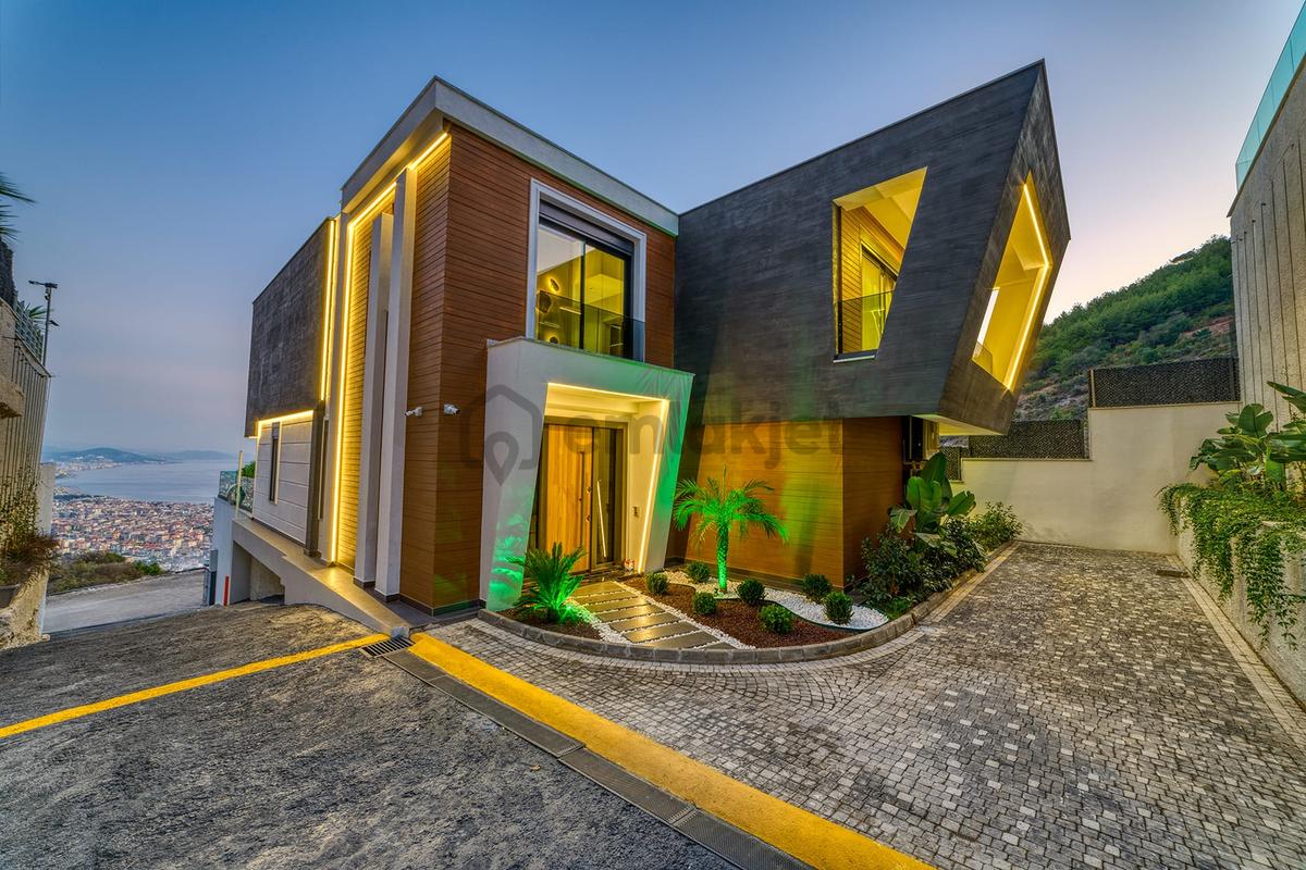 Alanya Tepe'de Deniz Ve Kale Manzaralı Lüks Villa - 3