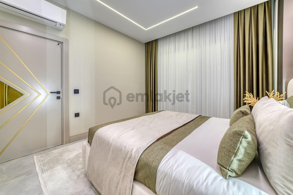 Alanya Tepe'de Deniz Ve Kale Manzaralı Lüks Villa - 31