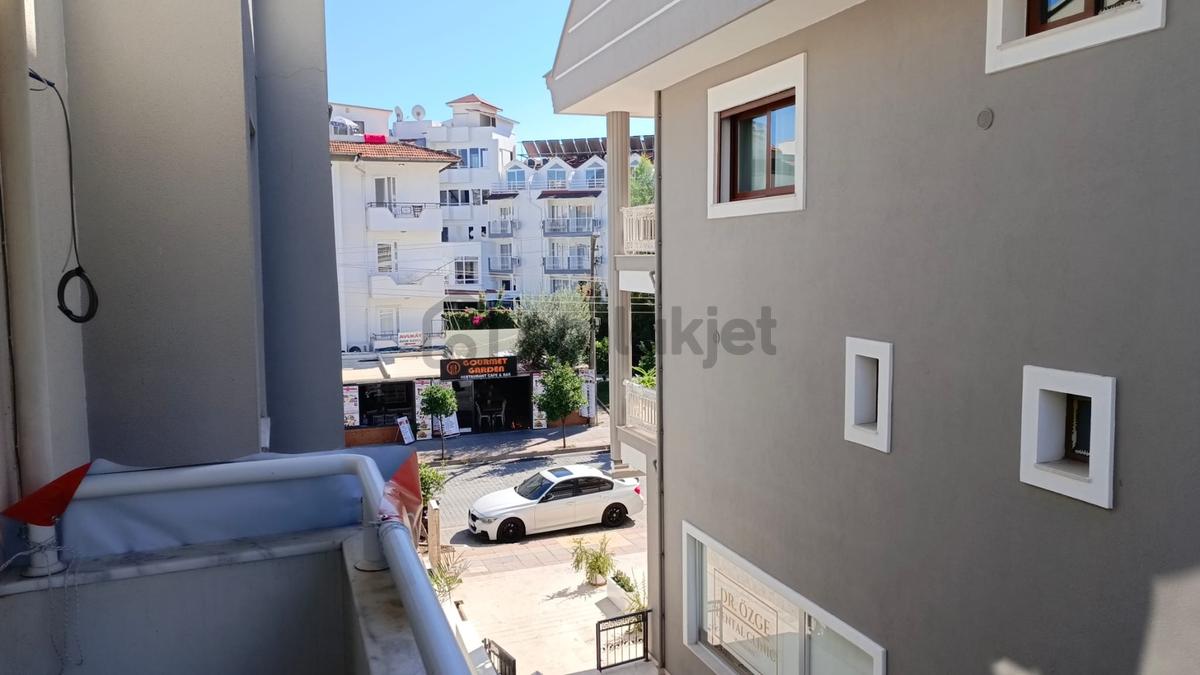 Marmaris Merkezde Kiralık 1+1 Daire - 12