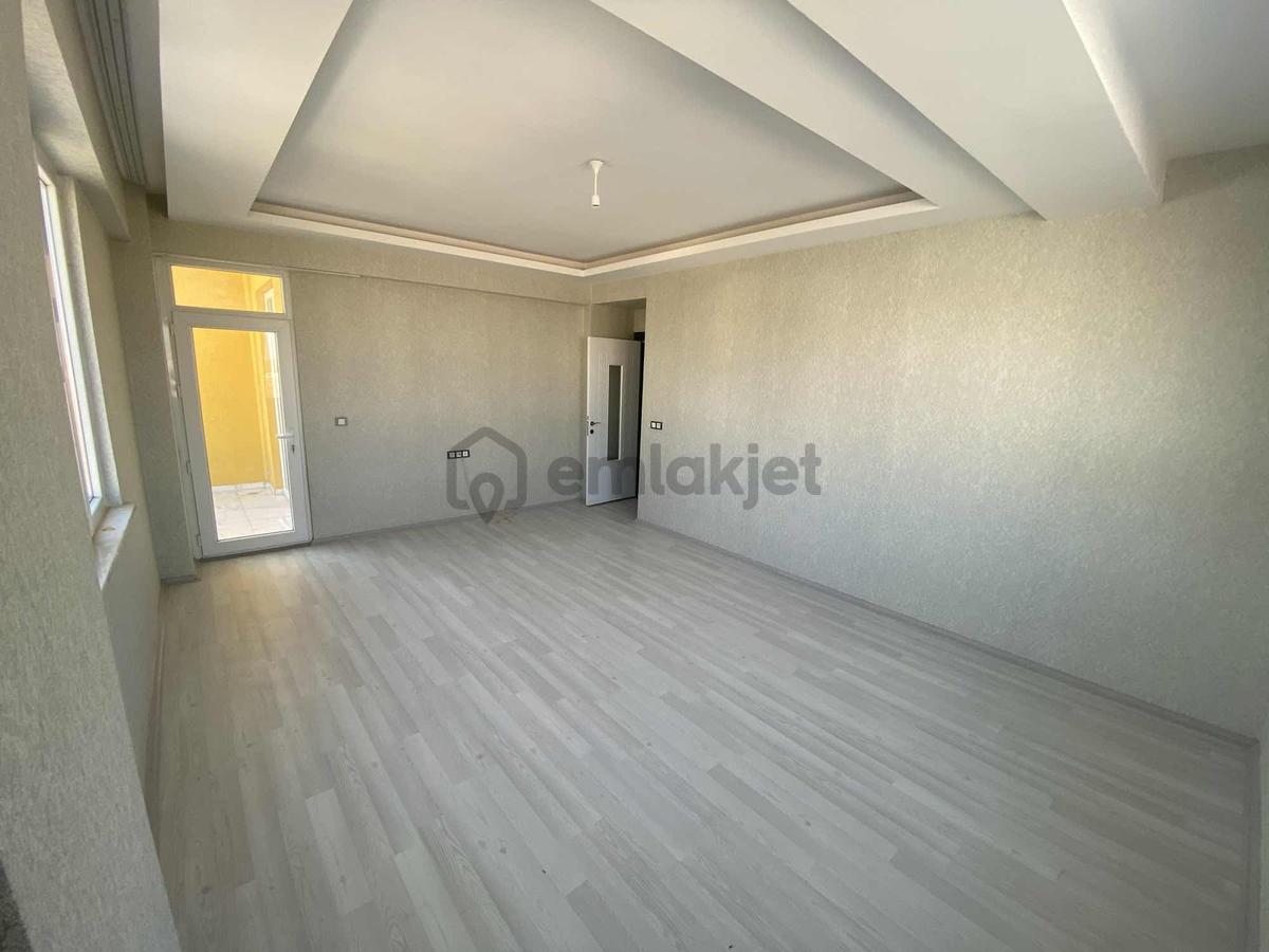 Karaaslan Mahallesinde 3+1 Kiralık Daire - 3