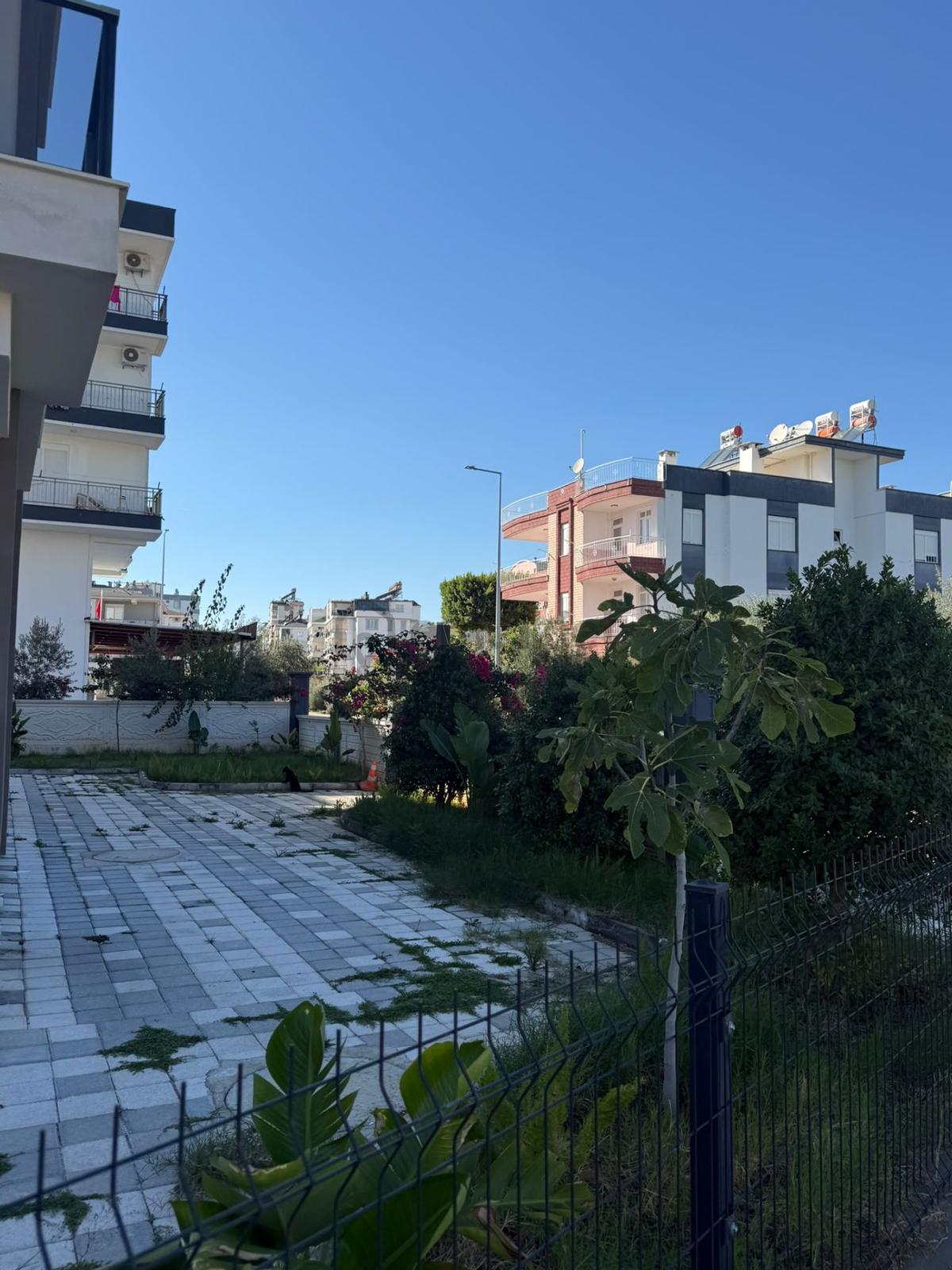 Kepez Aydoğmuş'da Yeni Apt.'da Yüksek Giriş 1+1 Daire - 28