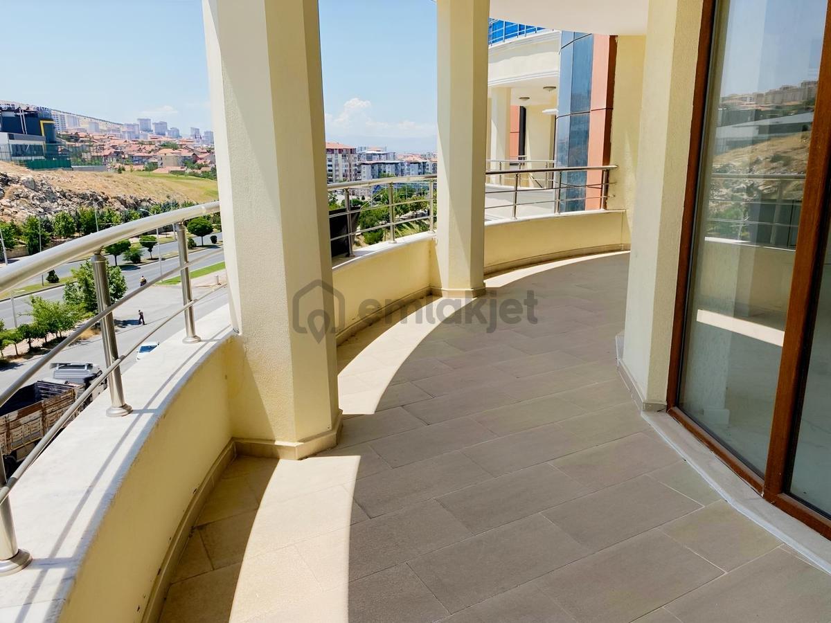 Yıldıztepe Mah. Canbaylar Tepe Towerste Satılık 4+1 Lüks Daire - 22