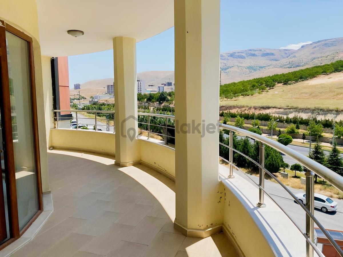 Yıldıztepe Mah. Canbaylar Tepe Towerste Satılık 4+1 Lüks Daire - 15