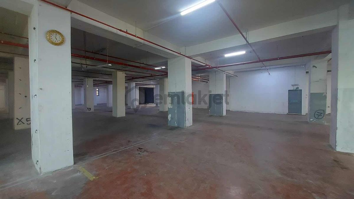 Haraççı Merkezde 1750 M2 Düz Giriş Fabrika Katı - 14