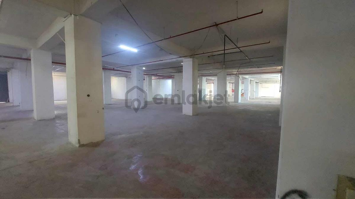 Haraççı Merkezde 1750 M2 Düz Giriş Fabrika Katı - 7