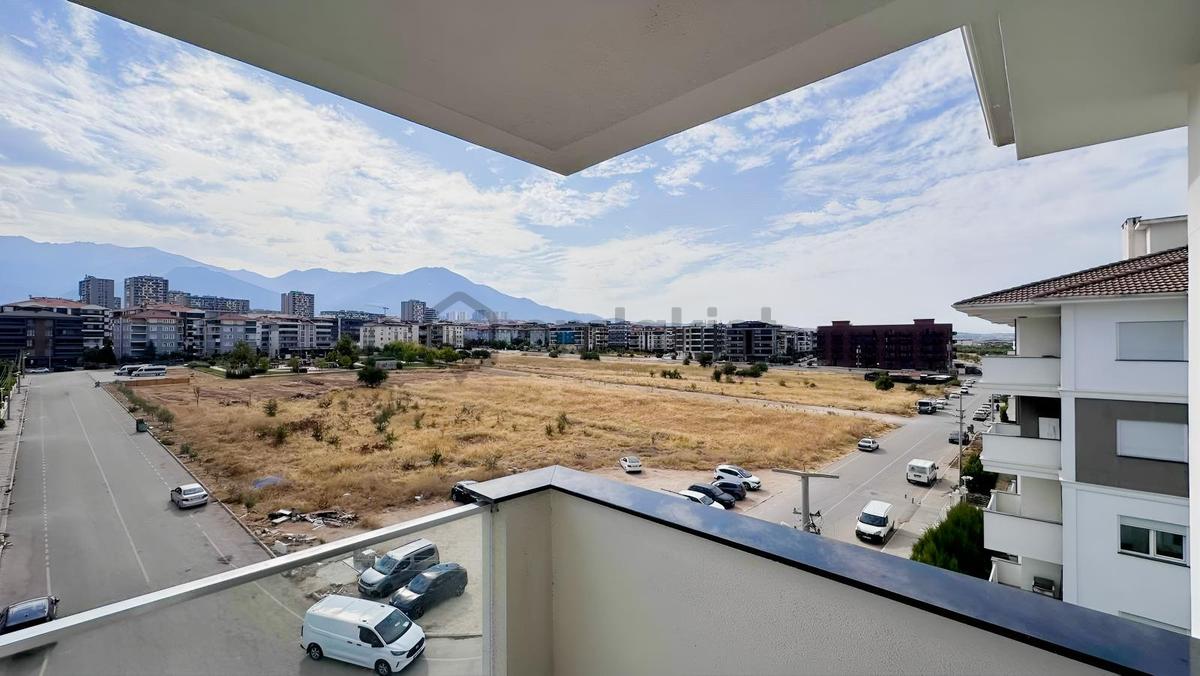 Yenişafakta 194 M² 5.kat 3 Cephe 3 Balkonlu Kiralık Daire - 17