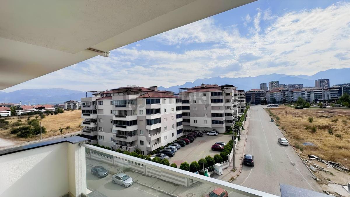 Yenişafakta 194 M² 5.kat 3 Cephe 3 Balkonlu Kiralık Daire - 18